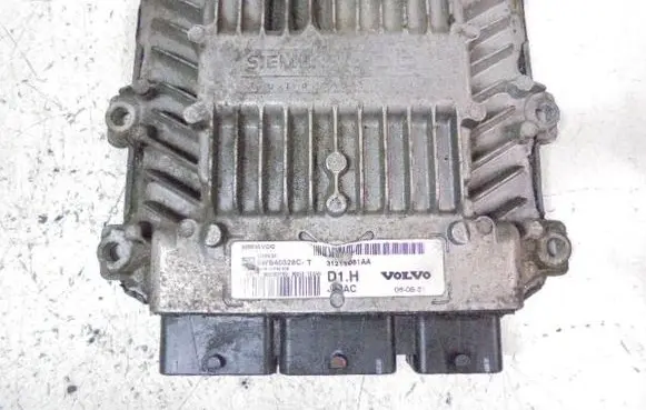 Volvo S40 Engine control unit/module ECU 31211081AA