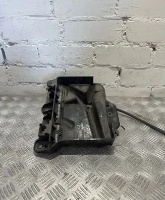 Seat Ibiza IV (6J,6P) Battery box tray 6r0915331