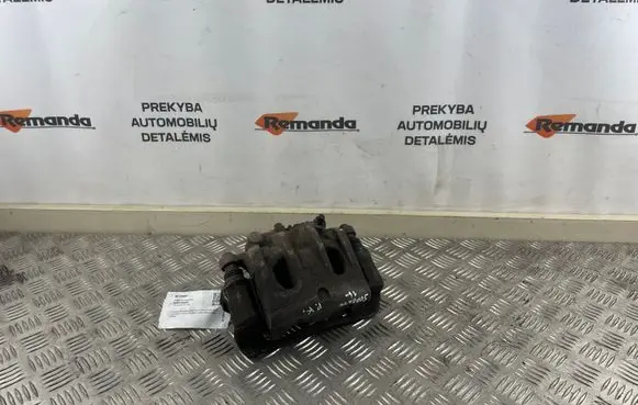 KIA Sorento Front brake caliper