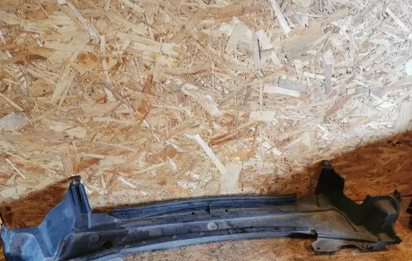 Volvo S60 Bottom radiator support slam panel 30744086