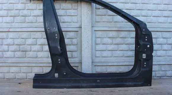 Maserati Quattroporte Sill 673000399