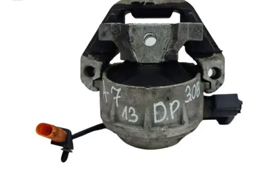 Audi A7 S7 4G Engine mount bracket