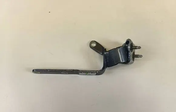 Audi A5 8T 8F Tailgate/trunk/boot hinge 8T8827299A