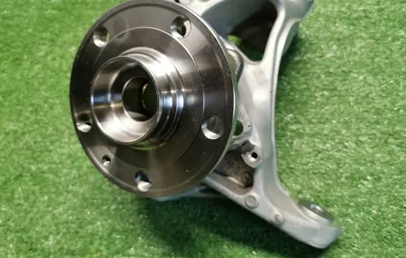 Volkswagen Tiguan Front wheel hub 5Q0407257A-DANEK 5Q0407257A