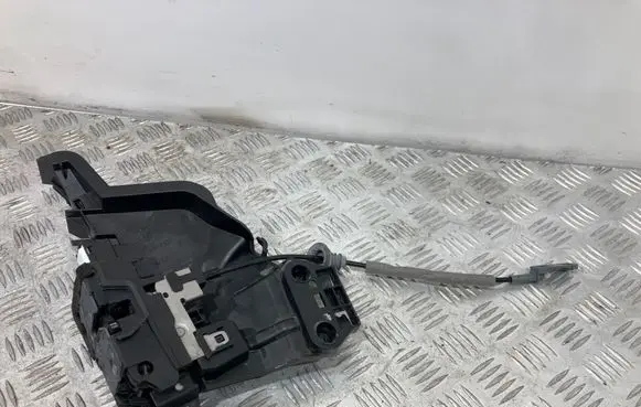 Volvo S90, V90 Front door lock C29696102 31484049
