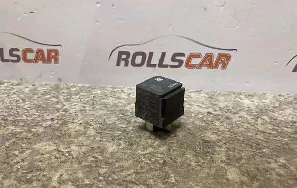 Opel Insignia A Other relay 13500119 6048