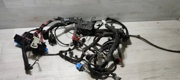 Dacia Duster Engine installation wiring loom 240118668R 0B0900