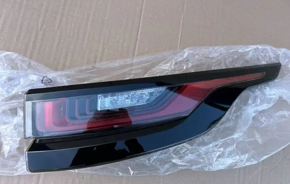 Land Rover Range Rover Velar Rear/tail lights J8A213404AG