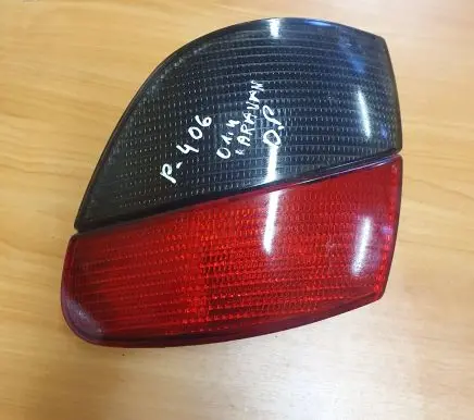 Peugeot 406 Rear/tail lights 45503