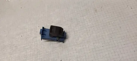 Toyota Verso Electric window control switch 8481005070 30170440