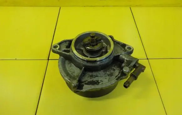Audi S5 Vacuum pump 700906110