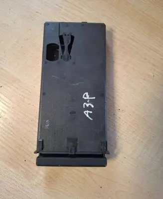 Audi A3 S3 A3 Sportback 8P Dashboard storage box/compartment 8P0941561G