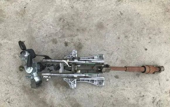 Ford Focus Steering wheel axle 4m51-3c529-fc