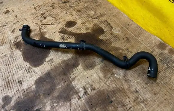 Porsche Panamera (970) Engine coolant pipe/hose 97010643505