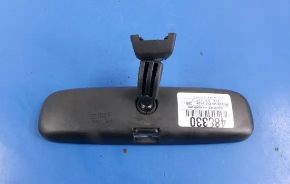 Mitsubishi Outlander Rear view mirror (interior)