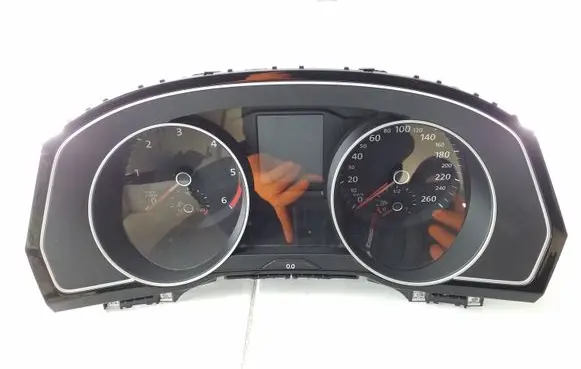 Volkswagen PASSAT B8 Speedometer (instrument cluster) 3G0920751A