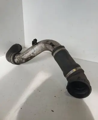 BMW 3 E90 E91 Intercooler hose/pipe 7793783