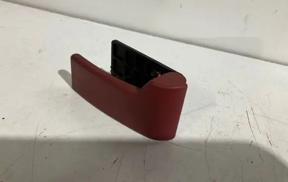 Engine bonnet (hood) release handle
