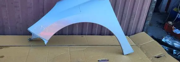 Peugeot 207 Fender 131313
