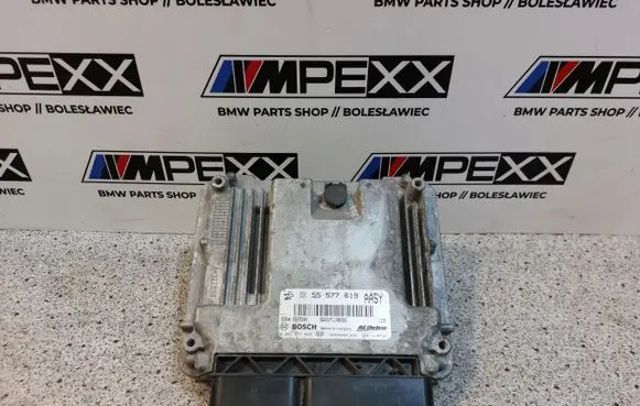 Opel Insignia A Engine control unit/module ECU 55577619 0281017453