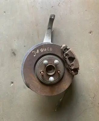 Jaguar XF Front wheel hub