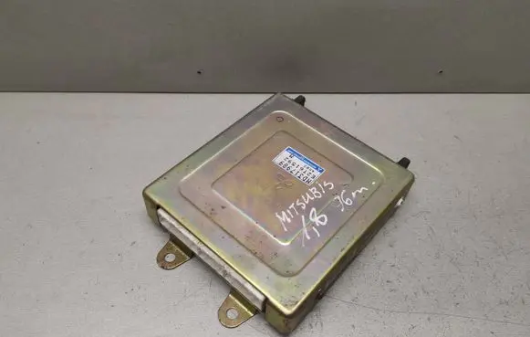 Mitsubishi Space Runner Engine control unit/module MD317989 E2T61592