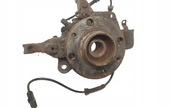 Renault Clio IV Front wheel hub spindle knuckle