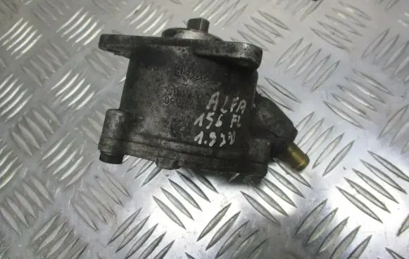 Alfa Romeo 156 Vacuum pump 46771105