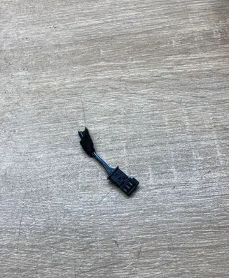 BMW 3 E90 E91 Plug wire 8377064