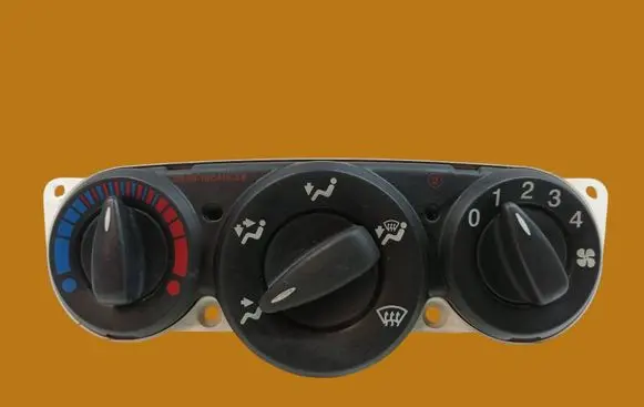 Ford Focus Climate control unit 98AB18C419AE