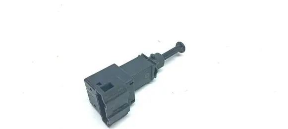 Volkswagen PASSAT B5 Brake pedal sensor switch 1J0945511A