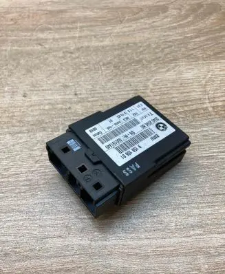 BMW 5 E60 E61 Seat control module 9159166