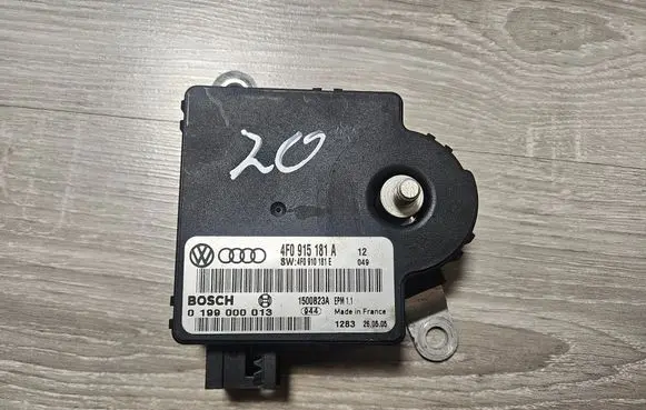 Audi A6 S6 C6 4F Power management control unit 4F0915181A 4F0915181