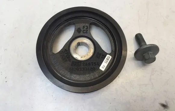 Nissan Juke II F16 Crankshaft pulley 123033842R