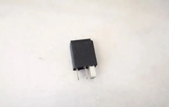 Volkswagen Touareg I Other relay 7m0951253c 29201077