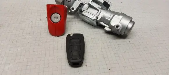 Ford Focus C-MAX Lock set 3M513F880AC 3542004