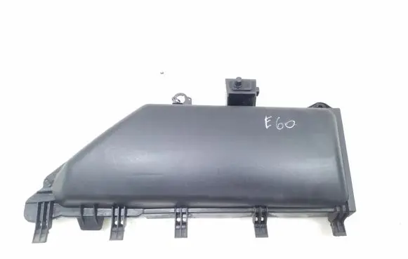 BMW 5 E60 E61 Air filter box cover 6950936