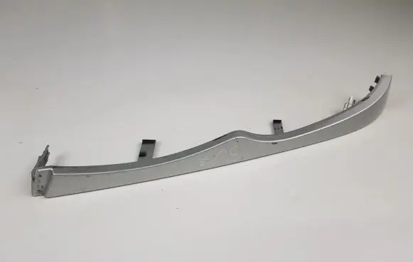 BMW 3 E46 Under headlight/headlamp trim 7030553