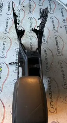 Ford Focus Center console