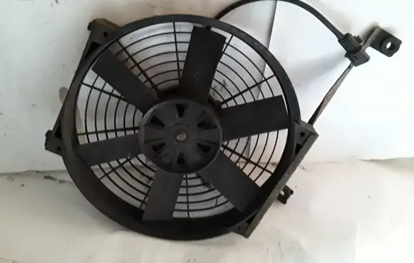 Mitsubishi Pajero Electric radiator cooling fan A0069 A006912V