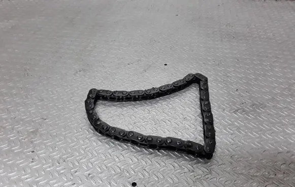Volkswagen Touran I Oil pump chain 