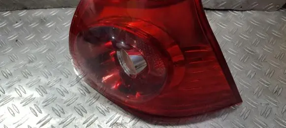 Volkswagen Golf V Rear/tail lights 1k6945096e a00246084