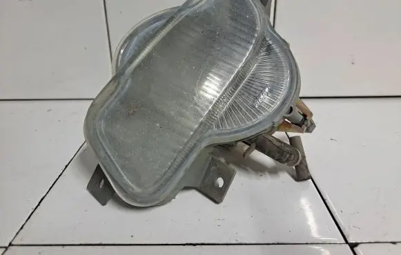 Volvo V70 Front fog light 8620228