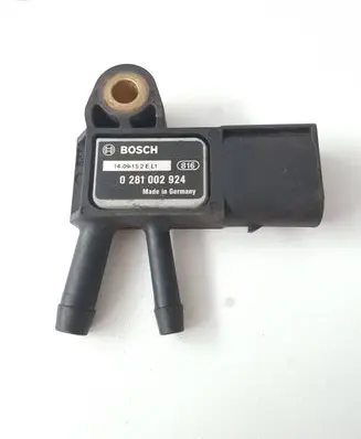Mercedes-Benz GLK (X204) Exhaust gas pressure sensor 0281002924 1409152EL1