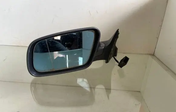 Audi A3 S3 8L Front door electric wing mirror RS0225395