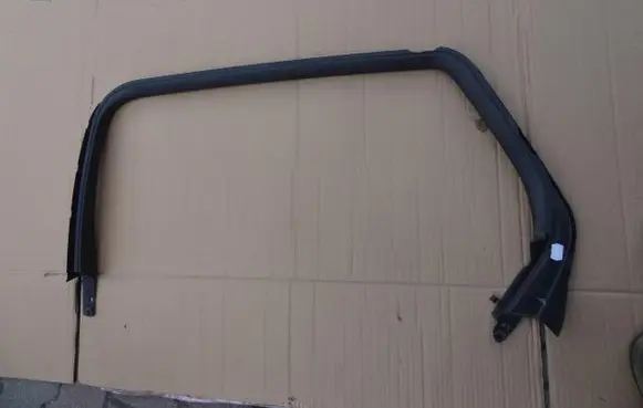 Opel Insignia B Rear door window/glass frame 39144816