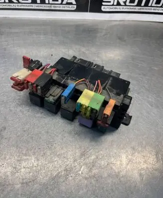 Mercedes-Benz S W220 Fuse box set A0315451632