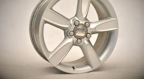 Seat Leon (5F) R18 alloy rim 