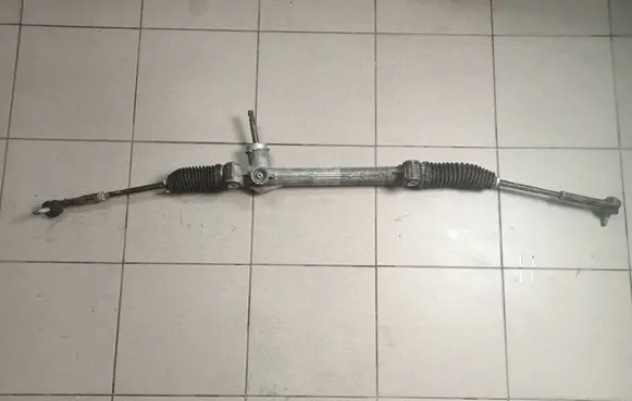 Opel Corsa D Steering rack A0006254