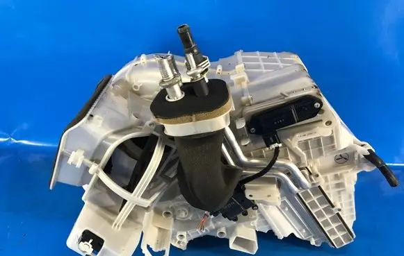 Mazda 3 II Interior heater climate box assembly BBM561130D